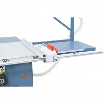 Der Parallelanschlag mit stabiler Rund- stangenführung ist für Schnittbreiten bis 1350 mm verwendbar.